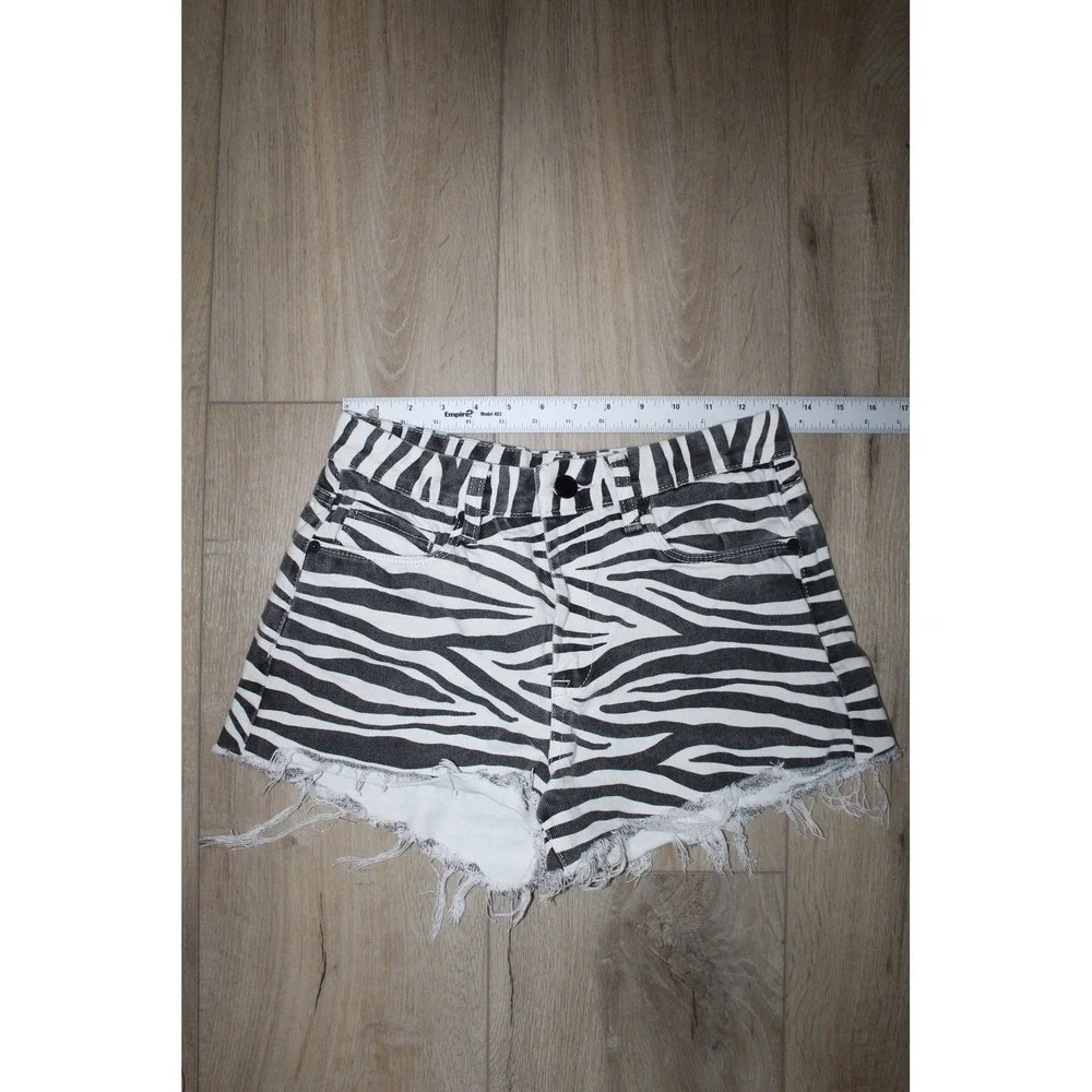 BlankNYC The Barrow Zebra Print High Rise Frayed Denim Shorts Black White 27